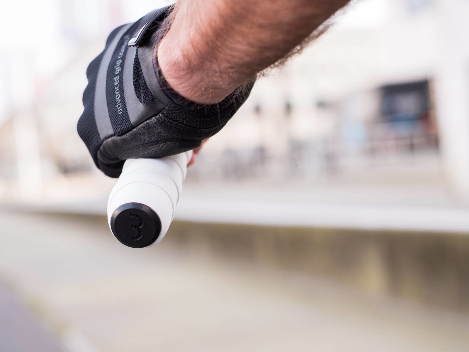 BHT-01 RaceRibbon Synthetic Cork Bar Tape