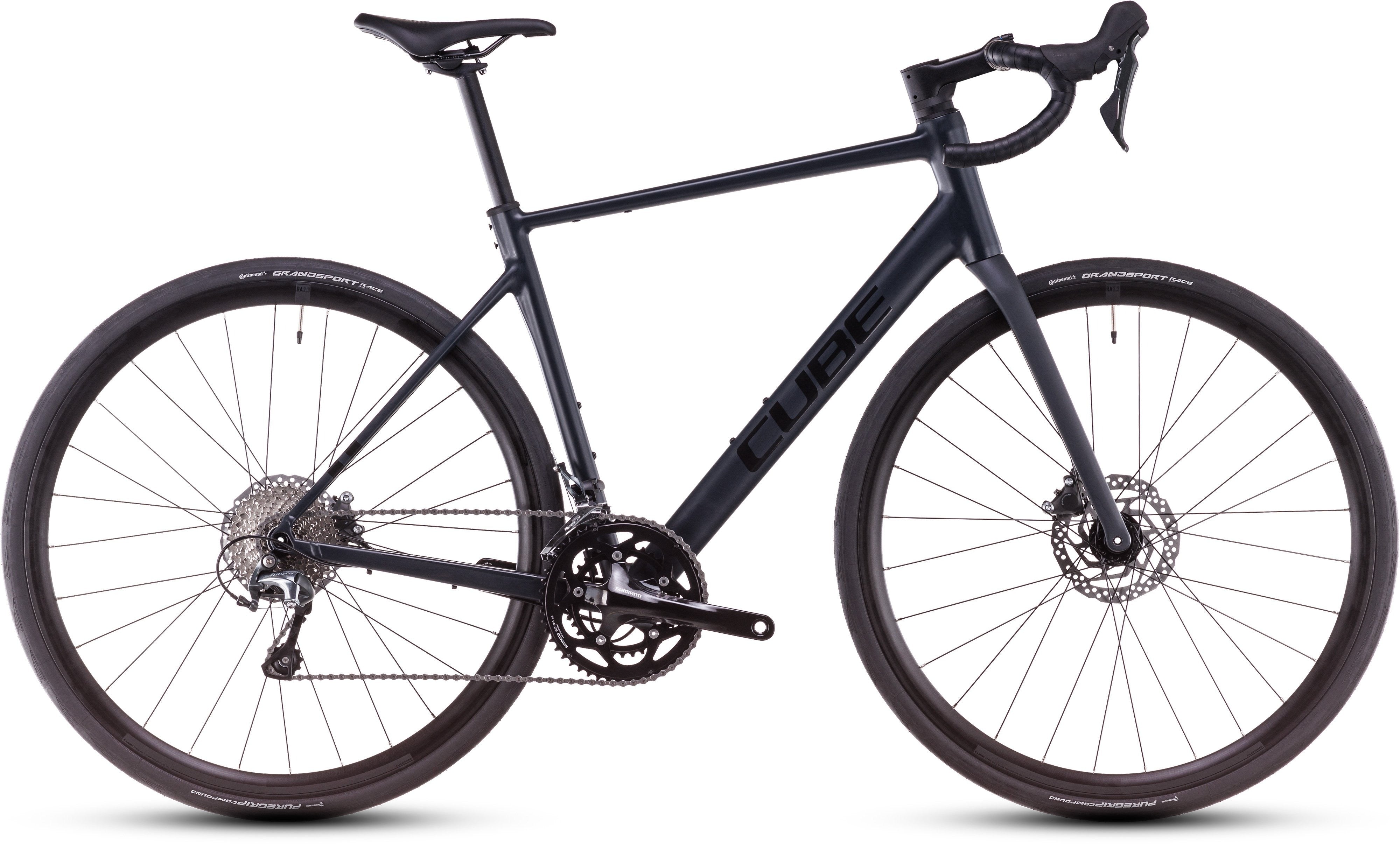 A picture of the Cube Attain Race Road Bike