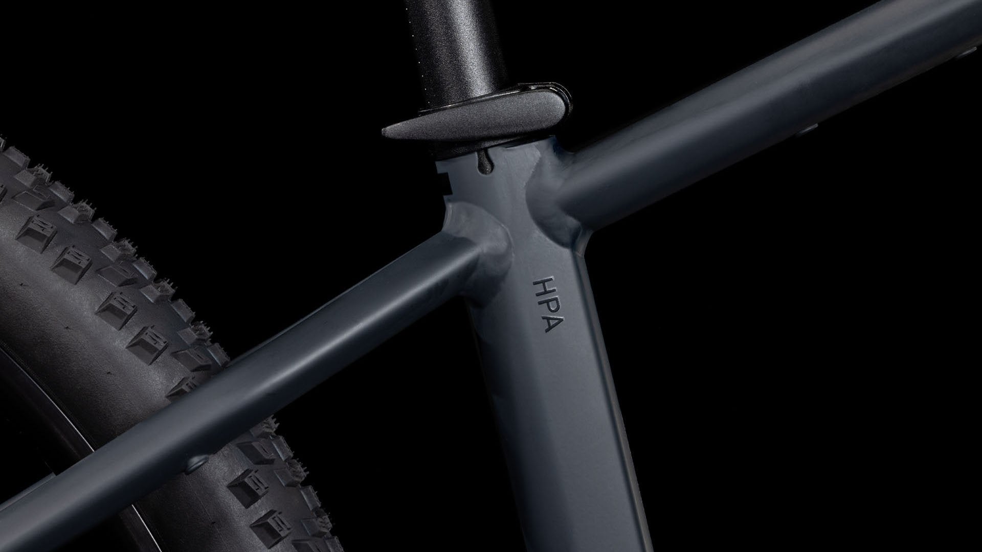 A close up picture of the seat stay on the Cube Reaction Hybrid Performance 500 Electric Hardtail Bike