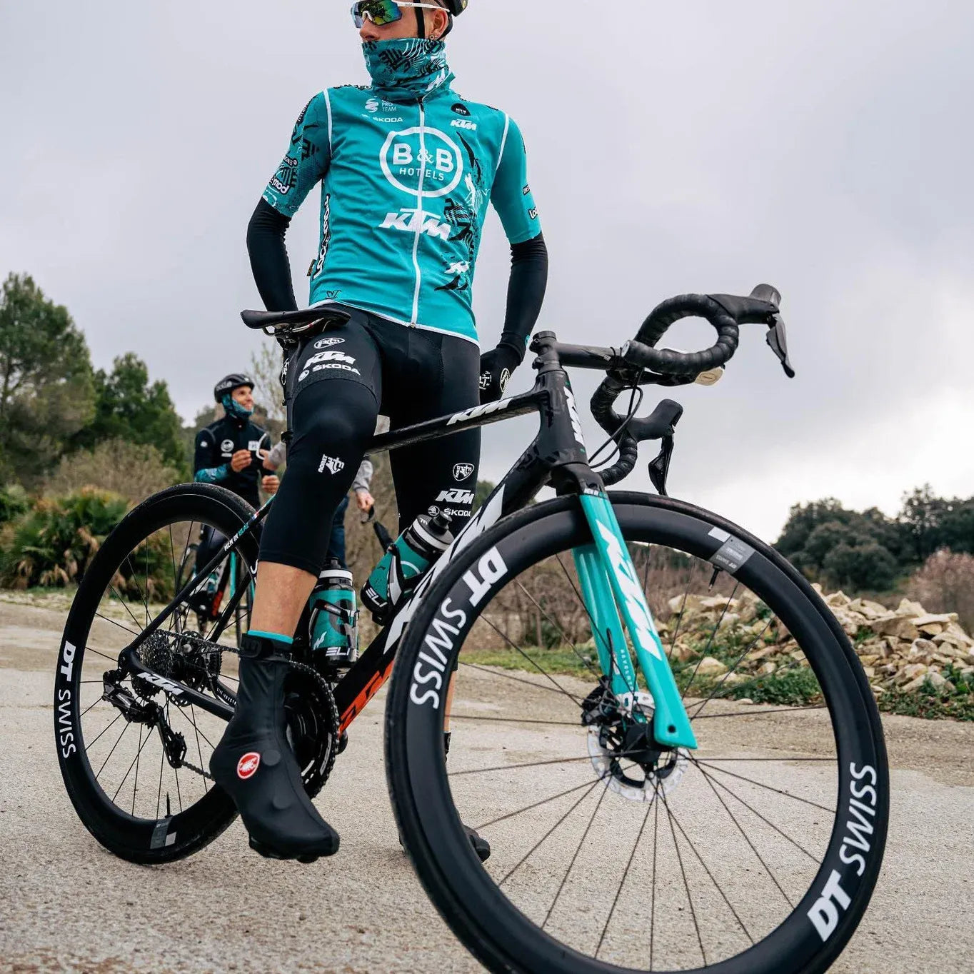 A picture of a road cyclist with DT Swiss Wheels on the bike