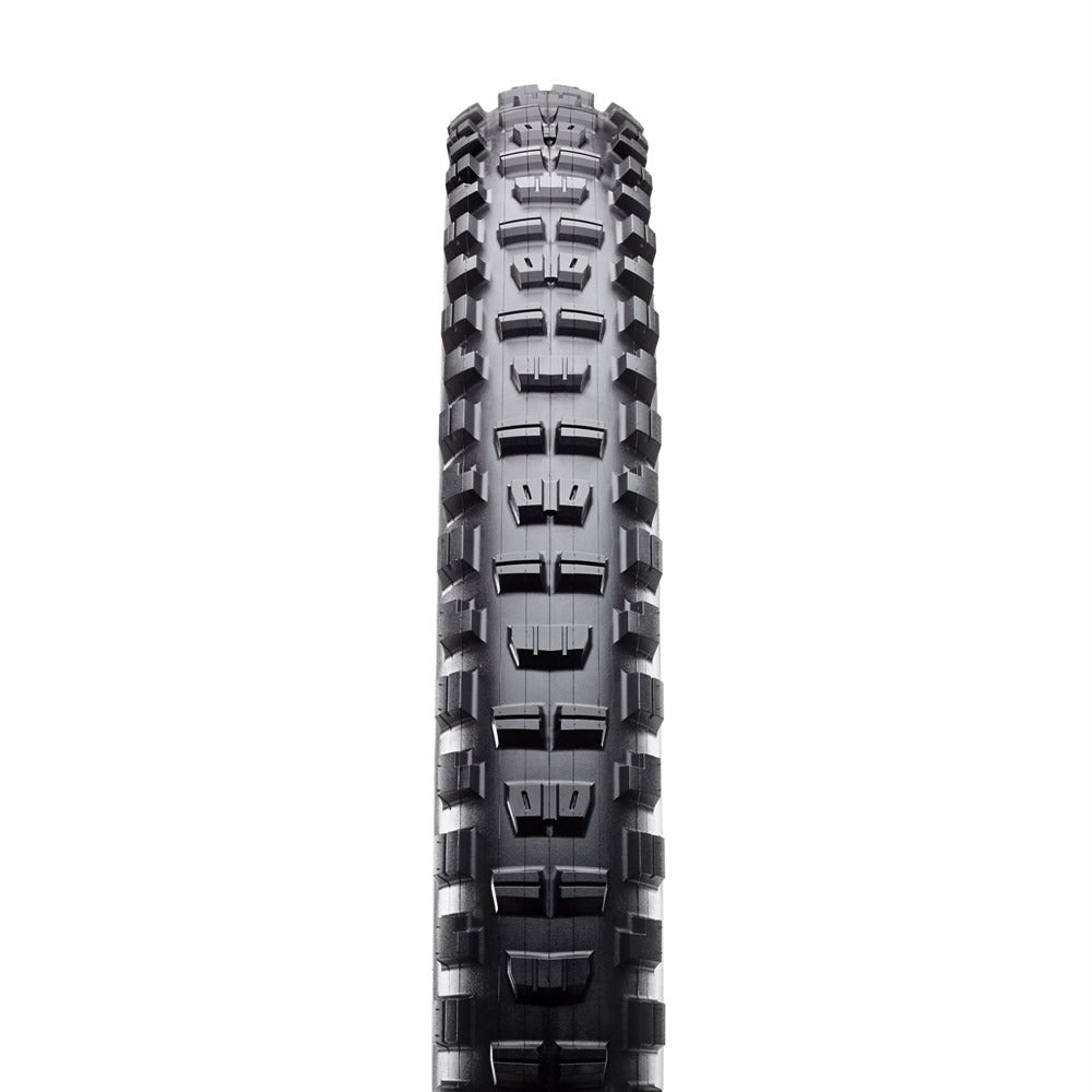 A picture of the Maxxis Minion DHR II 24 Tread on the tyre