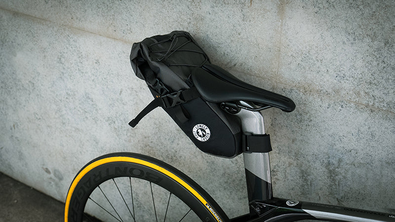 A picture of the Ulac Radtail GT Pro Saddle Bag 8.8 Litres attached to road bike