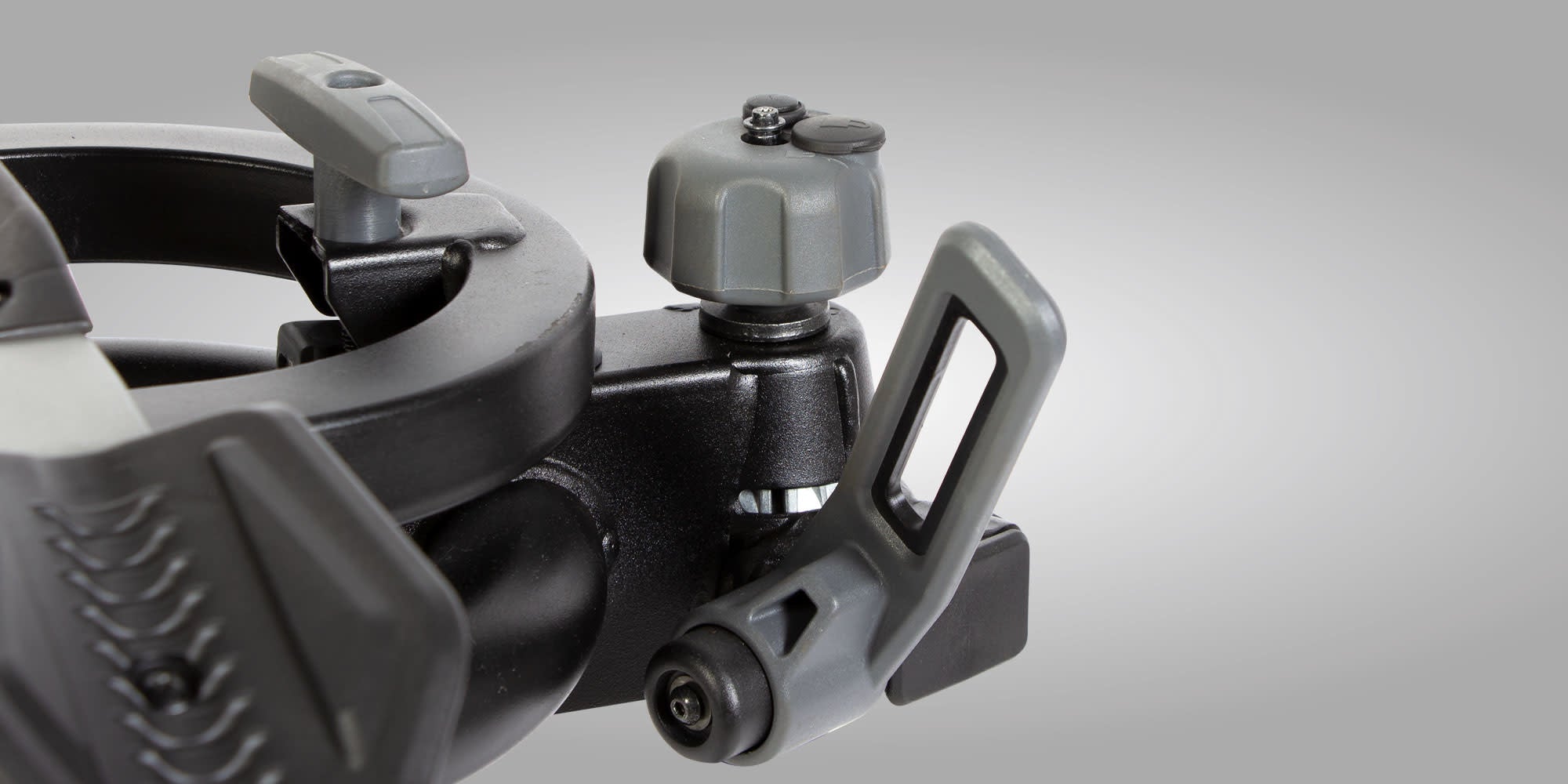 E-Hornet 3, 3-Bike Towball Mount eBike Platform Rack