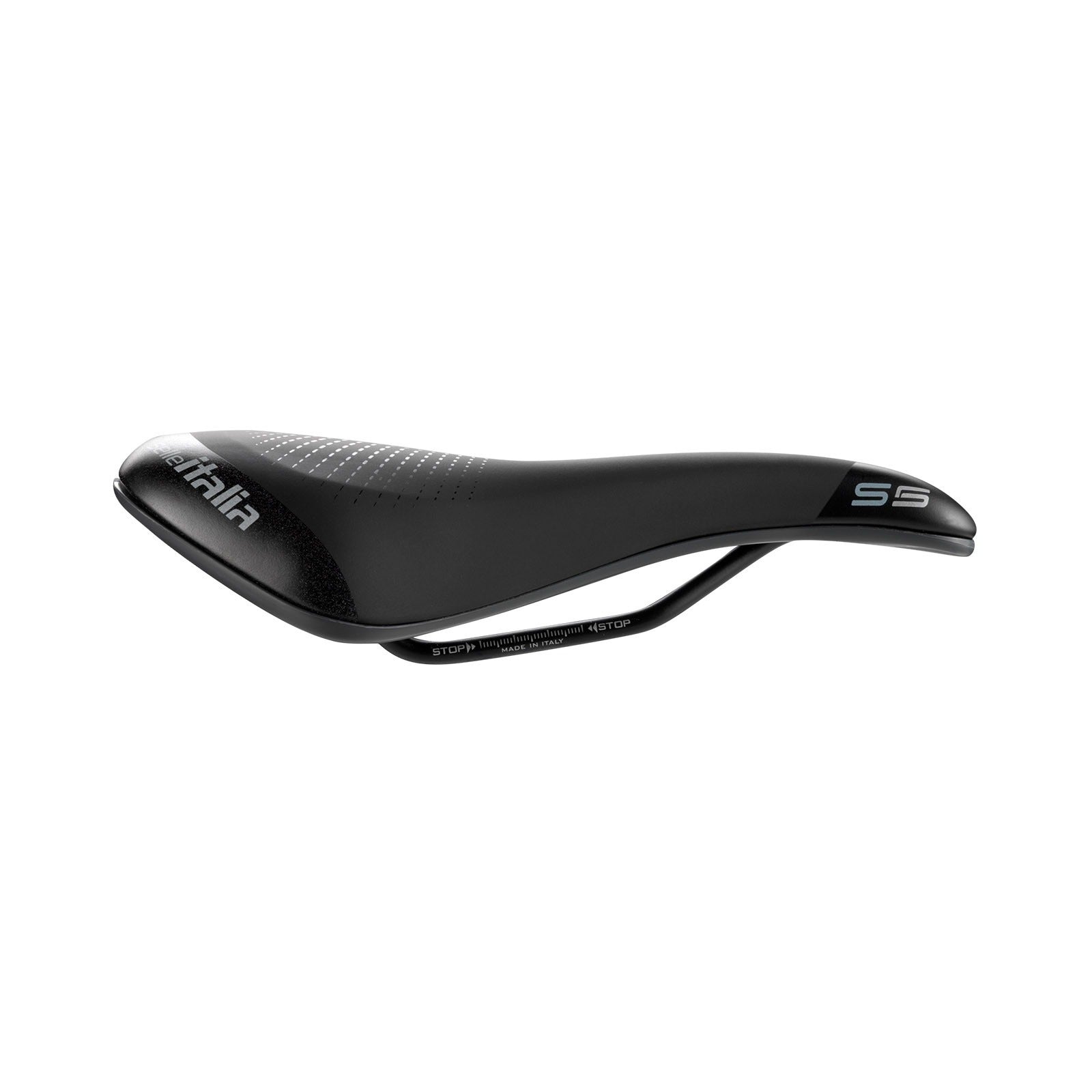 Black bicycle saddle with 'Selle Italia' branding on a white background