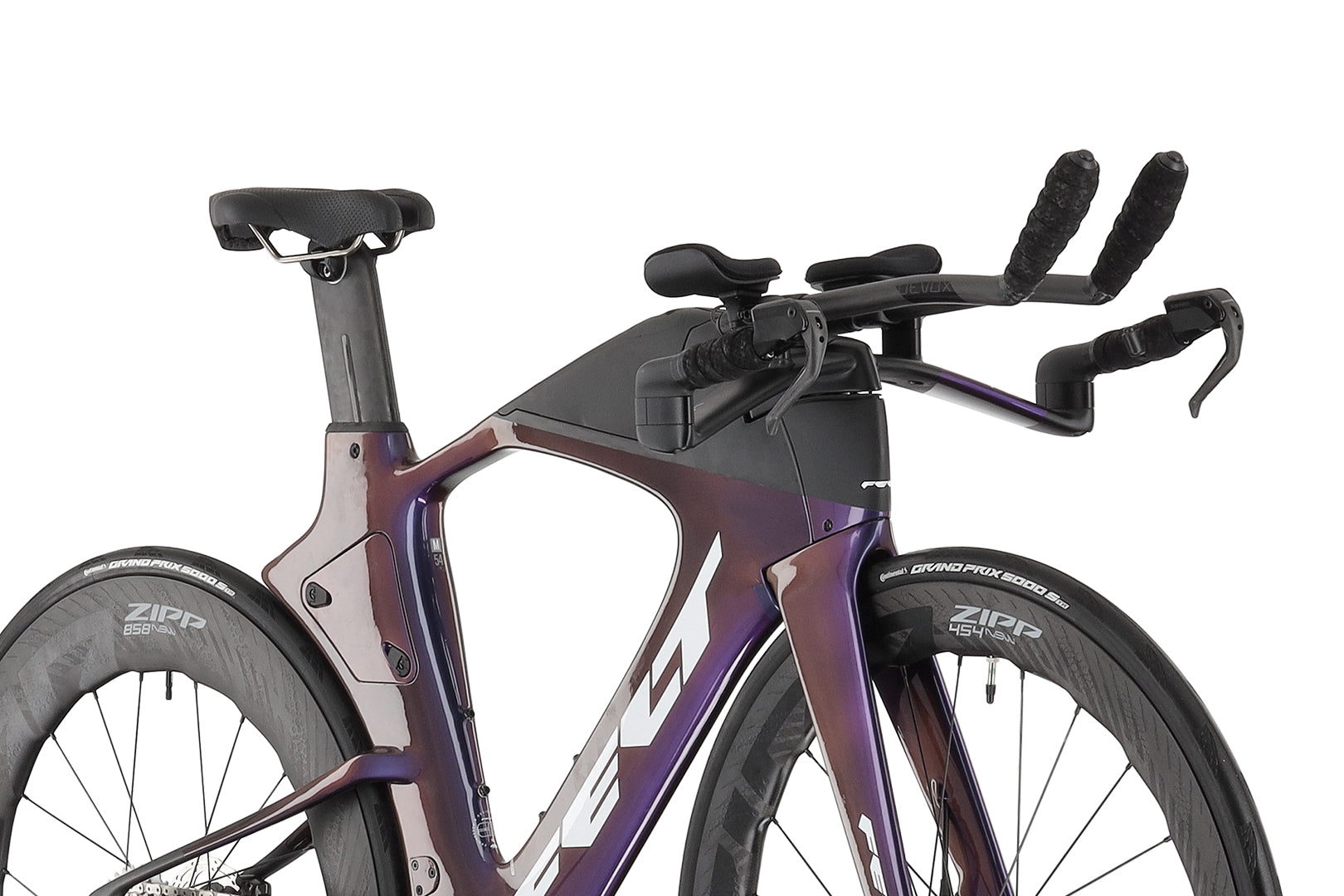 A picture of the Felt IAx Advanced 105 Di2 Tri Bike