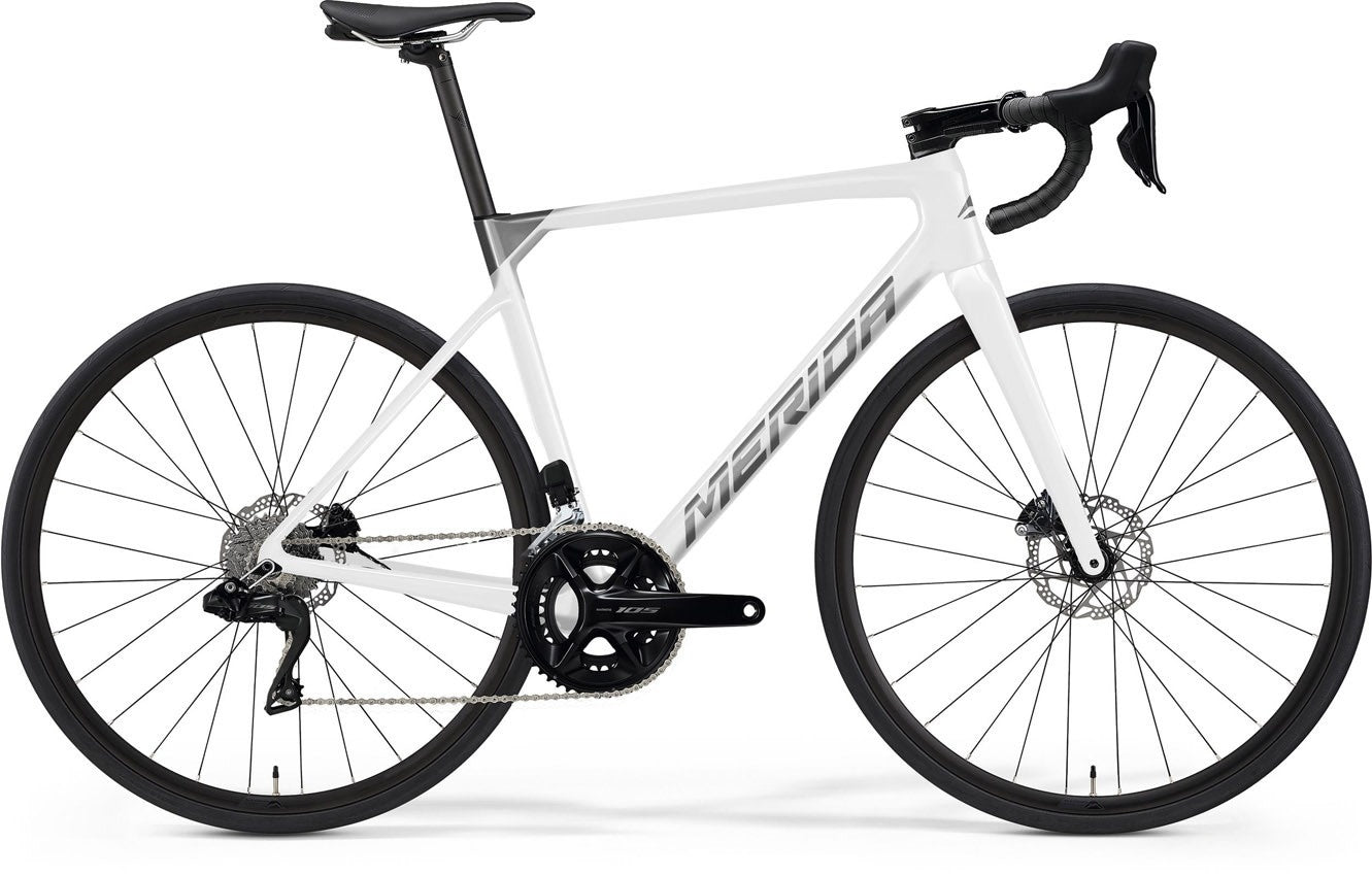 Scultura 6000 Road Bike White/Gun Metal Grey Medium