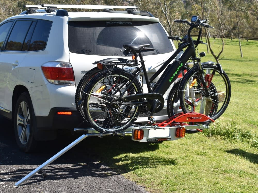 GS Urban 2-Bike Tow Bar Rack with Integrated Ramps