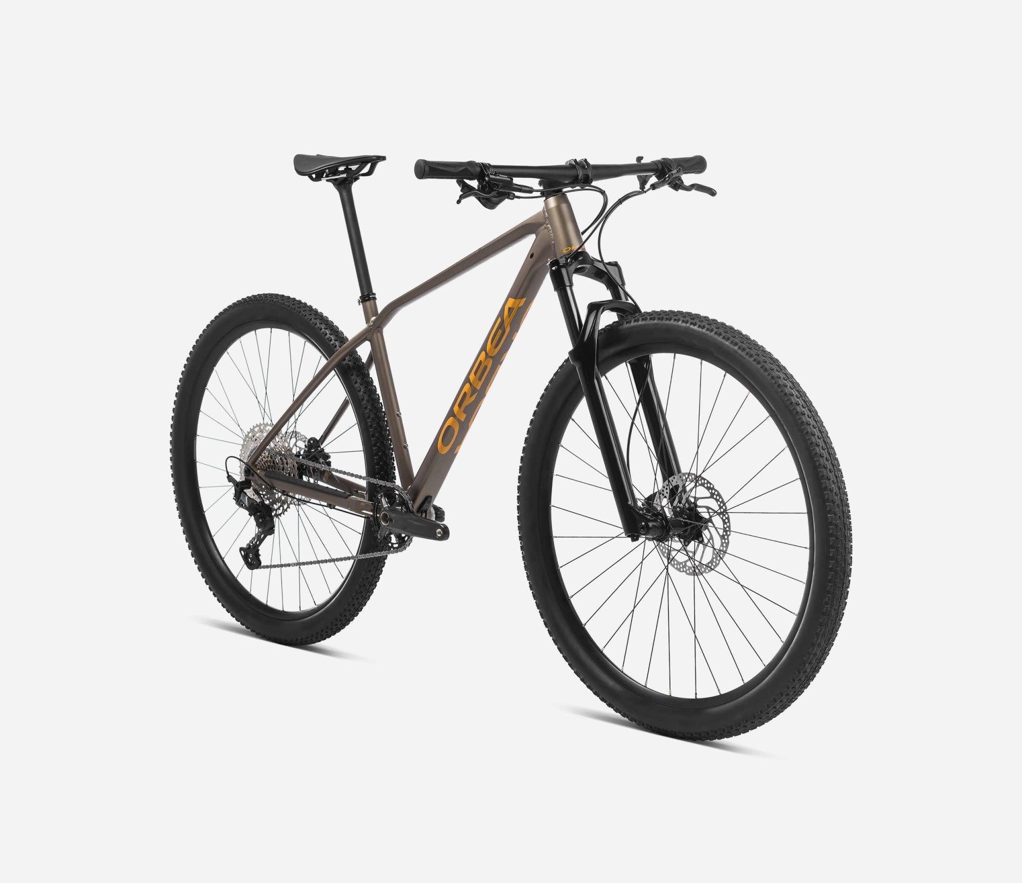 Alma H30 Hardtail Mountain Bike