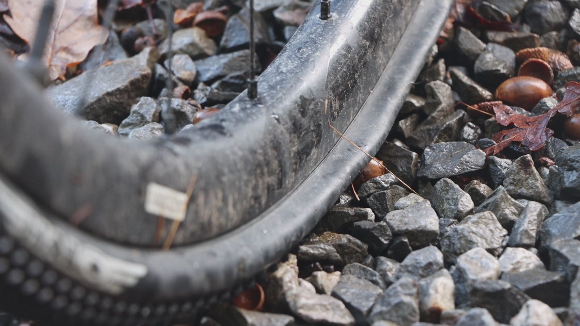 A video on how to use the Prestacycle CO2 Tubeless Tyre Plugger Kit